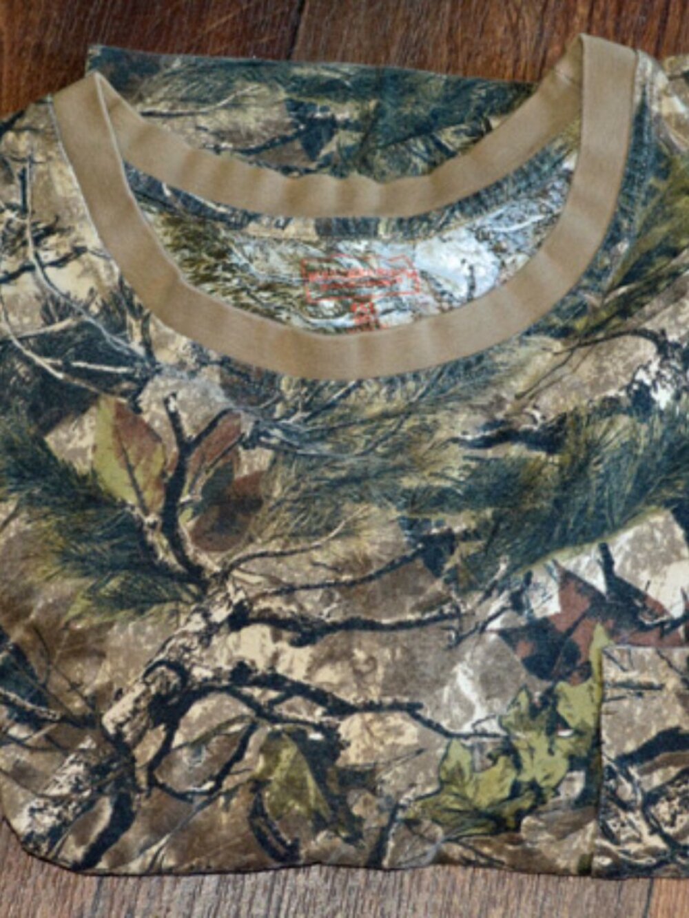 |Camo pocket tee